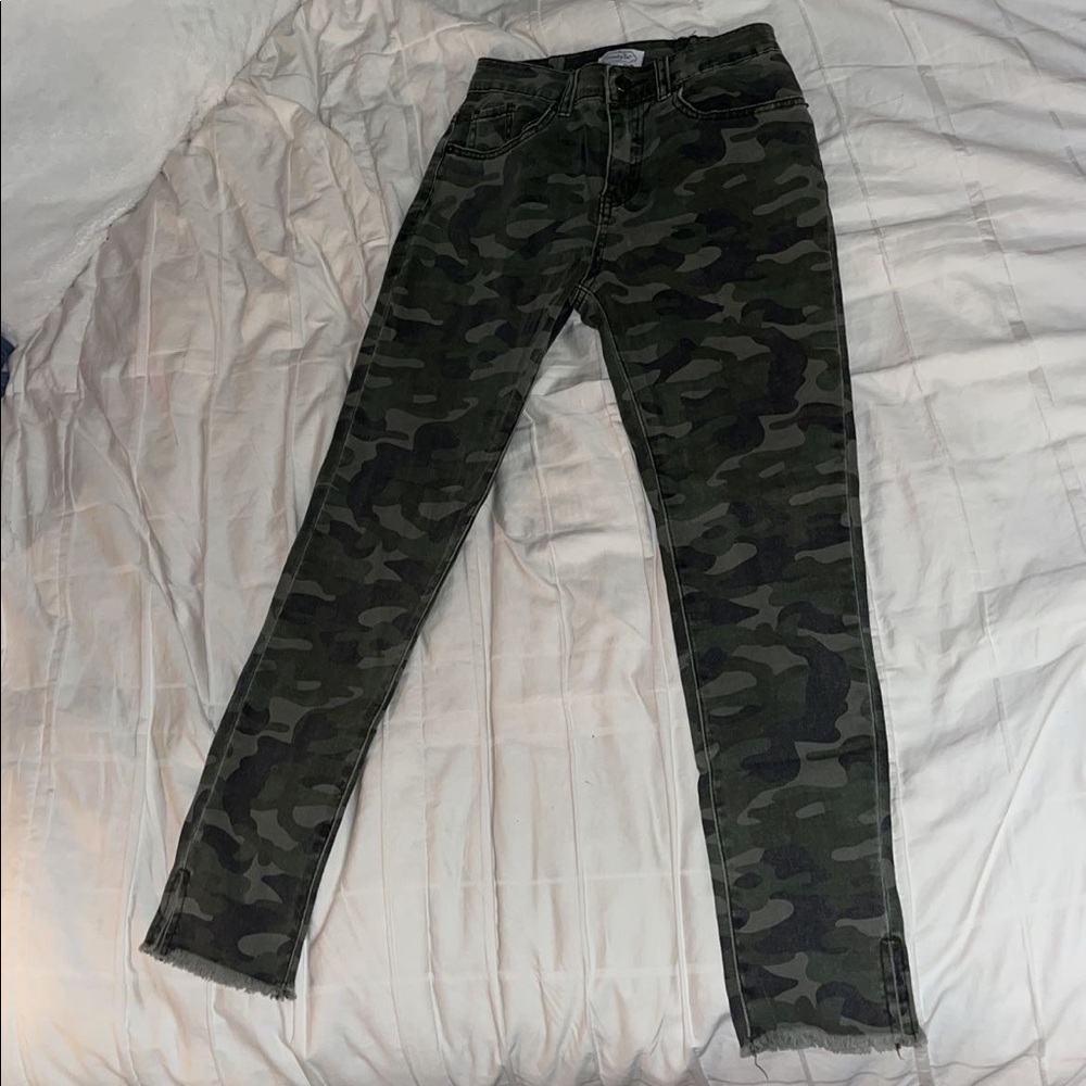 Mud Pie Women’s Rory Green Camp Jeans